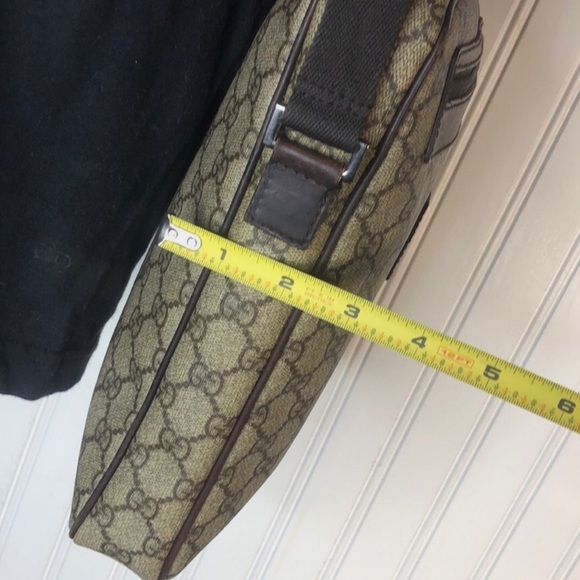 GUCCI GG Supreme Coated Canvas and Brown Leather Crossbody Messenger Bag VINTAGE - Picture 13 of 17